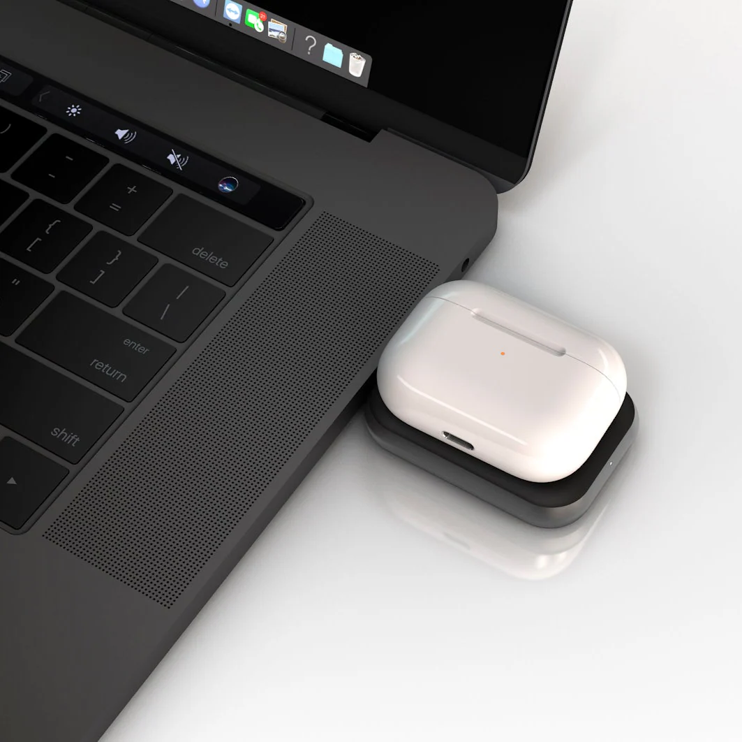 Single USB-C stick for earbuds - Image 3
